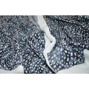 BLACK/GREY PATTERNED SCARF - NURAAH