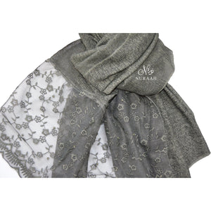 COTTON LACE SCARF WITH PEARLS SEAWEED GREEN - NURAAH