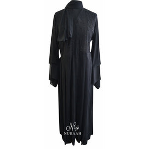 EMBELLISHED PLEATED KIMONO BLACK - NURAAH