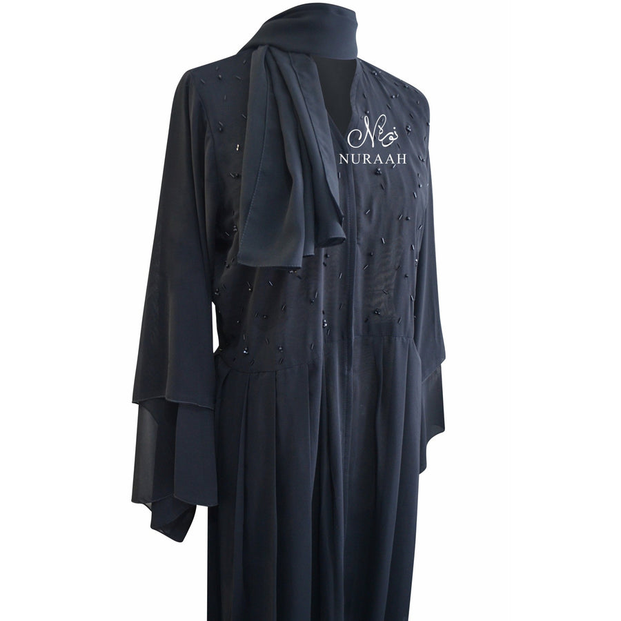 EMBELLISHED PLEATED KIMONO BLACK - NURAAH
