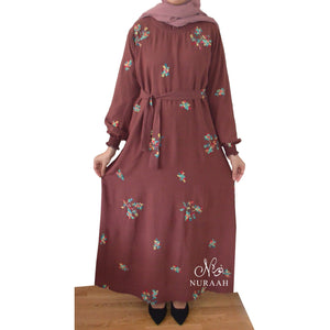 LAYLA EMBROIDERY DRESS BROWN - NURAAH