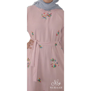 LAYLA EMBROIDERY DRESS PINK - NURAAH