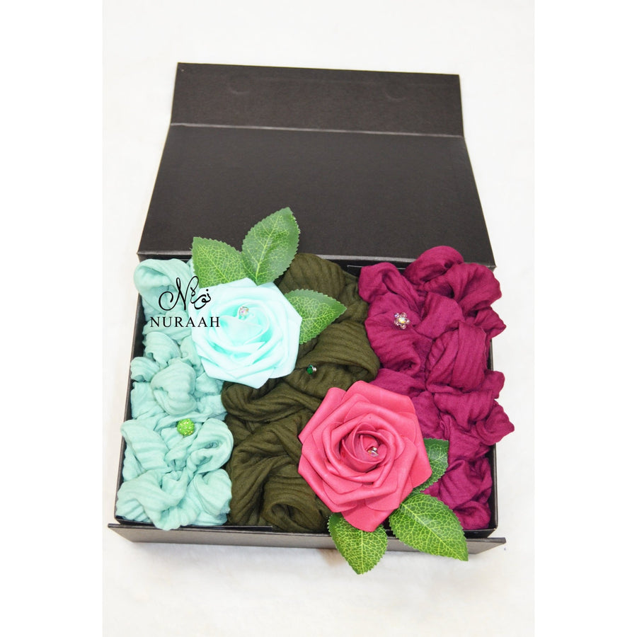 LUXURY SCARFS AND FLOWERS GIFT BOX (016) - NURAAH
