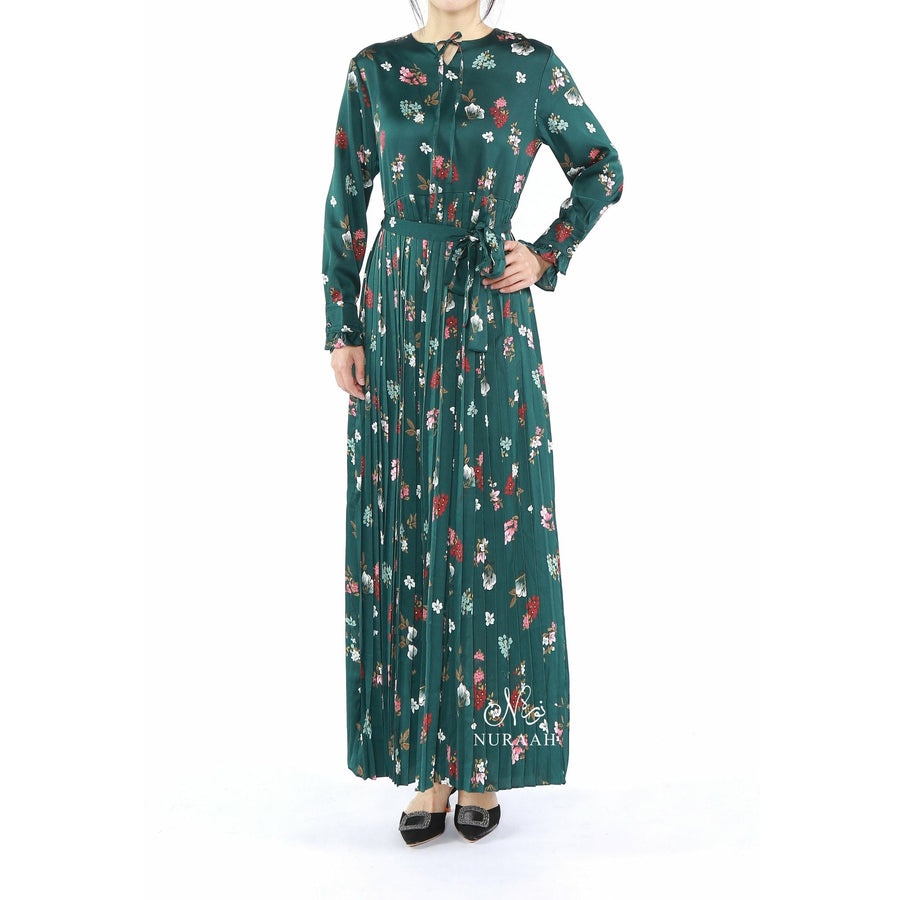 PRINT SATIN PLEATED DRESS - NURAAH